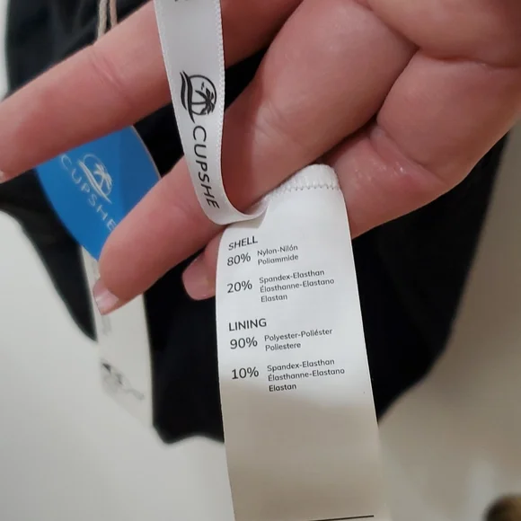 Cupshe Emelia Tropical Halter Plus Size One Piece Swimsuit, sz 2x - Picture 6 of 9